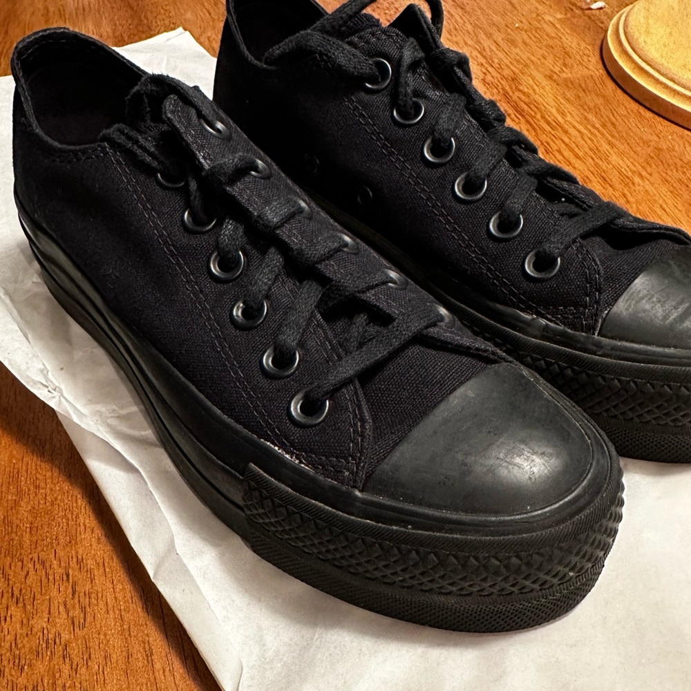 Low top all black platform converse